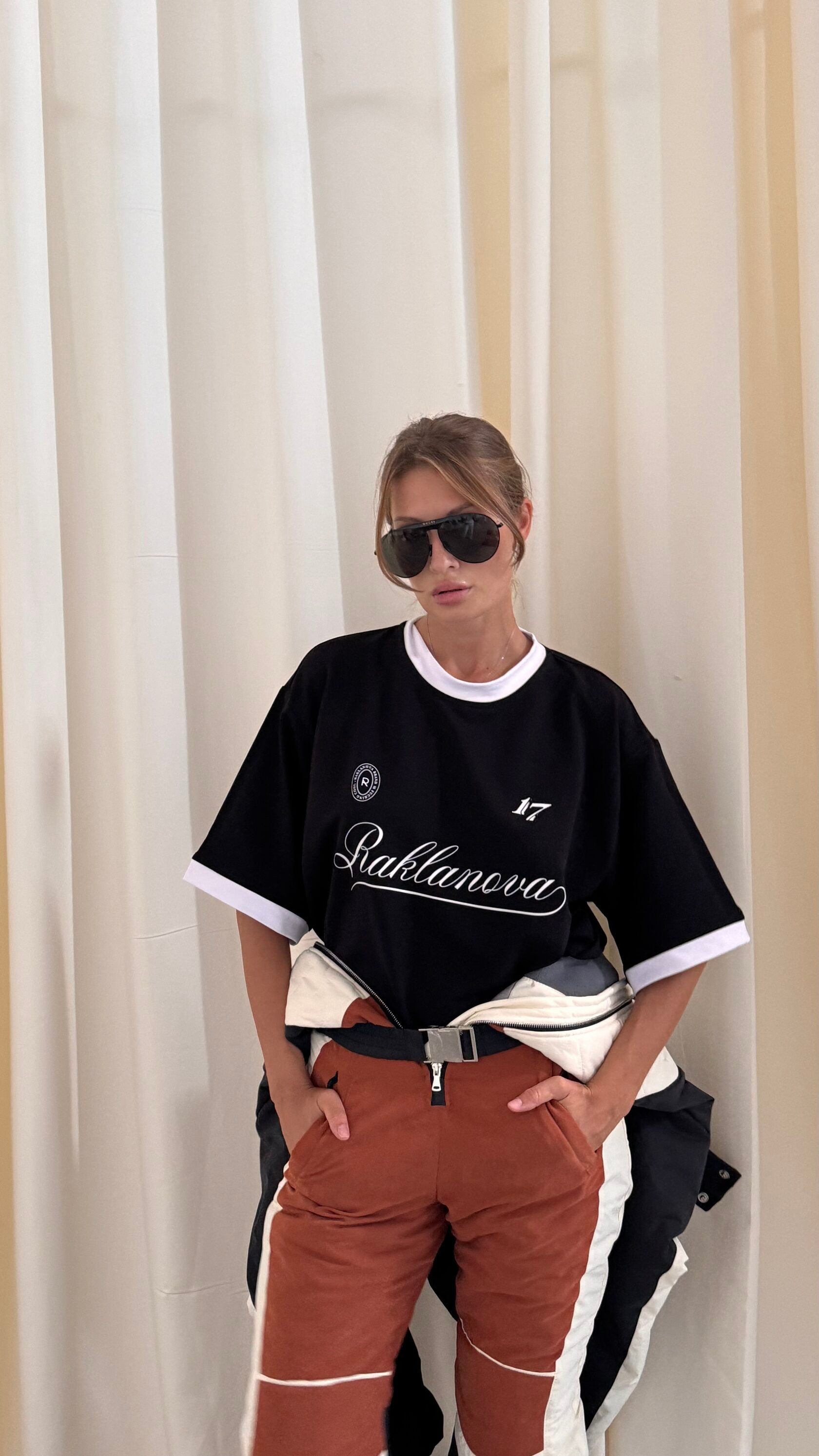 "R" T-shirt